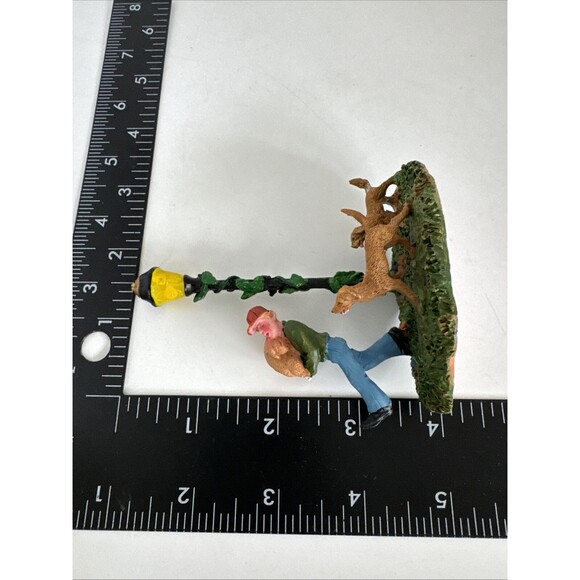 LEMAX Coventry Cove The Biggest Turkey Man Dogs Lamp Pole Christmas Village 4" - Picture 7 of 9